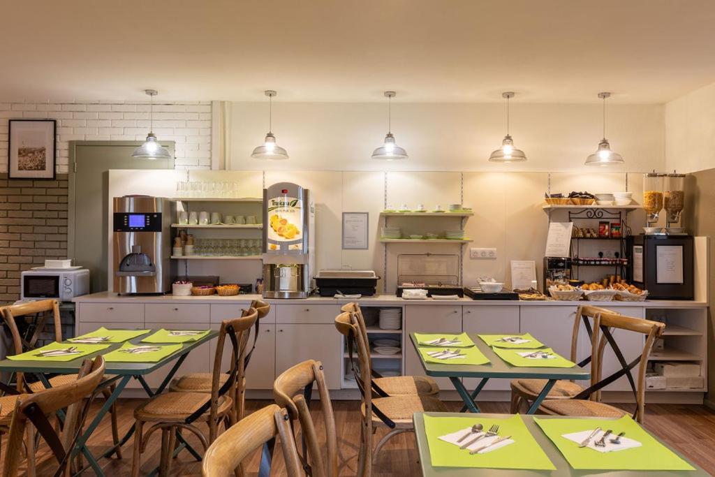 Sure Hotel By Best Western Плезир Екстериор снимка